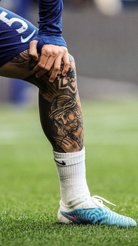 Enzo Fernandez Tattoo, Enzo Fernandez Wallpaper, Chelsea Aesthetic, Leg Sleeve Tattoos, Tattoo Pierna, Leg Tattoo Ideas, Chelsea Wallpapers, Sport Tattoos, Enzo Fernandez