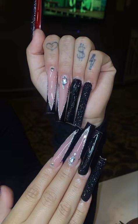 A I, Pink Ombre Nails, Acrylic Nails Coffin Pink, Bling Acrylic Nails, Silver Nails, Acrylic Nails Coffin, Nails Coffin, Nails Inspo, Pink Ombre