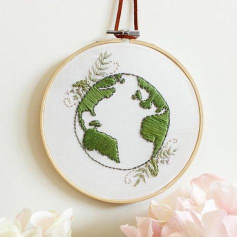 Embroidery Designs By Hand, Hand Ideas, Emblem Embroidery, Embroidery Hoop Wall, Embroidery Hoop Wall Art, Lazy Daisy Stitch, Wooden Embroidery Hoops, Embroidery Transfers, Art Green