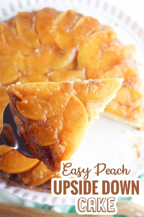 This Peach Upside Down Cake is a great dessert recipe to use up peaches. It's so delicious, moist and easy to make! :) Canned Peach Upside Down Cake, Peach Upside Down Cake Recipe, Peach Caramel, Upside Down Cake Recipe, Peach Upside Down Cake, Summer Cake Recipes, Moist Vanilla Cake, Peach Cake, Berry Cake