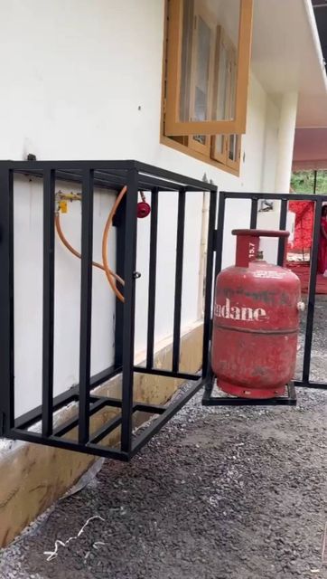 Gas Cylinder Stand, Gas Cylinder Storage Outside Kitchen, Gas Grill Ideas Design, Gas Cylinder Storage Ideas In Kitchen, Gas Cylinder Storage Ideas Outdoor, Gas Cylinder Storage Ideas, Steel Furniture Design, Grill Gate Design, Metal Doors Design