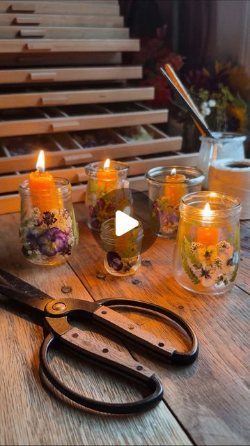 Cassandra Evans (Sunny) // Folk Living on Instagram: "Wanna know a fun hack for these?  Put one little drop of citronella oil on the tip of the wick and burn outside to repel mosquitos 🕯️  I used my biodegradable glue for these, but you could also use mod podge to make them more permanent.  Want a link to my favorite beeswax sheets for diy non-toxic candles (from a small shop)? Comment “link” below ❤️🐝" Repel Mosquitos, Rolled Beeswax Candles, Recycling Ideas, Citronella Oil, Decoupage Diy, Flowers In Jars, Candle Making Kit, Beeswax Candle, Dry Flower