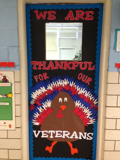 Veterans Day Classroom Door or Bulletin Board Idea Veterans Day Decorations, Veterans Day Coloring Page, November Bulletin Boards, November Classroom, Veterans Day Celebration, Thanksgiving Bulletin Boards, Veterans Day Activities, November Ideas, November Thanksgiving