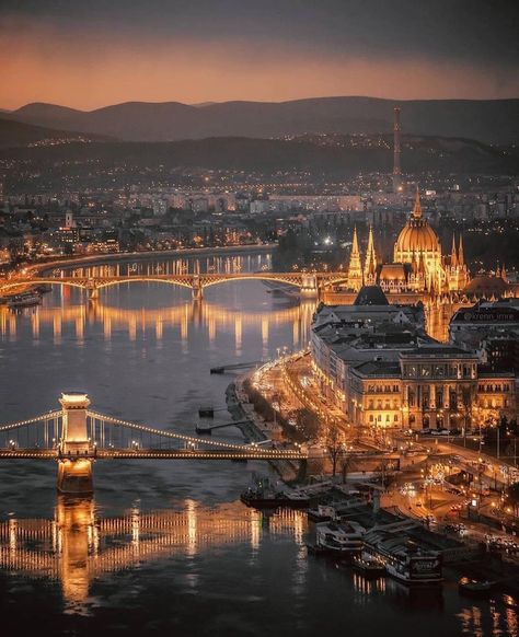 Budapest City, Hungary Travel, Budapest Travel, Best Honeymoon Destinations, Emergency Evacuation, Europe Photos, Wonderful Picture, Top Travel Destinations, Budapest Hungary