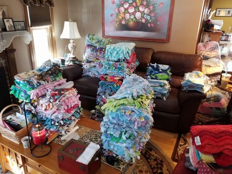 Blankets – Project Linus: Greater Boston Area Linus Project Blankets, Project Linus Blankets, Linus Blanket, Teen Friends, Make Blanket, Knitted Afghans, Small Blankets, Ben And Jerrys, Heart Quilt