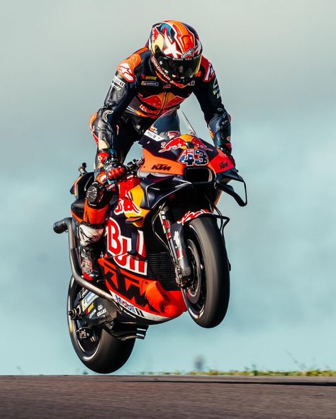 Jack Miller Motogp, Concept Motorcycles Sketches, Red Bull Ktm, Ktm Motorcycles, Motorcycle Racers, Motorcycle Wallpaper, Concept Motorcycles, Bike Racing, Motorcycle Riders