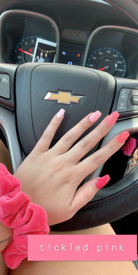 Pink Nails Gradient, Trending Acrylic Nails Pink, Different Color Nails Pink, Different Color Pink Nails Shades, Pink Shade Nails, Pink Nails Different Shades, Nail Inspo Coffin Short, Short Coffin Nails Summer, Multi Pink Nails