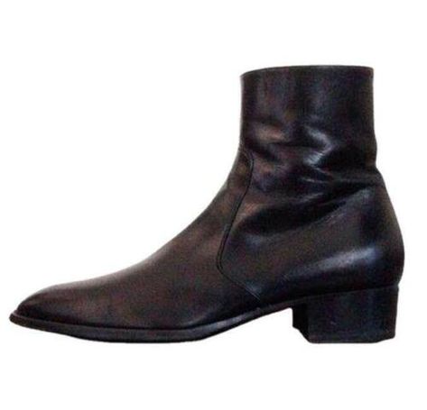 Find ideas๏ฟฝand inspiration for Men's Real Leather Black Ankle Boots High Top Pointed Toe Stylish Shoes Fashion, Mens boots Point Toe Boots Outfit, Point Toe Boots, 70s Fashion Men, Stage Style, Chelsea Boots Men Outfit, Boots Men Outfit, Boots Outfit Men, Style Artist, Buy List