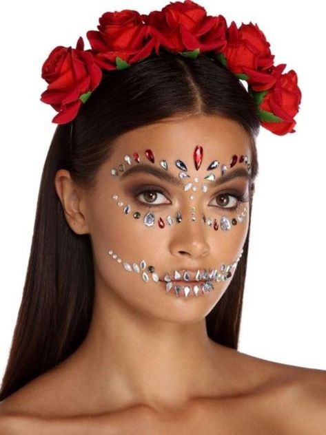 Makeup With Gems, Catrina Costume, Halloween Makeup Sugar Skull, Halloweenský Makeup, Dead Makeup, Full Lace Front Wigs, Halloween Makeup Diy, Halloween Makeup Pretty, Cool Halloween Makeup