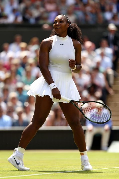 Tennis Players Costume, Serena Williams Body, Celebrity Game, Tennis Girl, Tennis Game, Wimbledon Fashion, Tennis Aesthetic, Female Tennis, Tennis Racquets