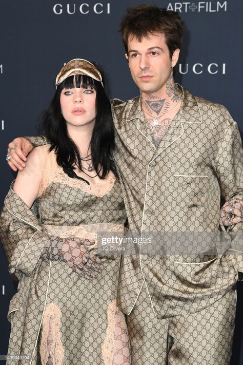 Billie Eilish And Jesse Rutherford, Billie And Jesse, Lacma Gala, Cute Maternity Dresses, Jesse Rutherford, Purple Carpet, New Boyfriend, On The Red Carpet, Lace Gown