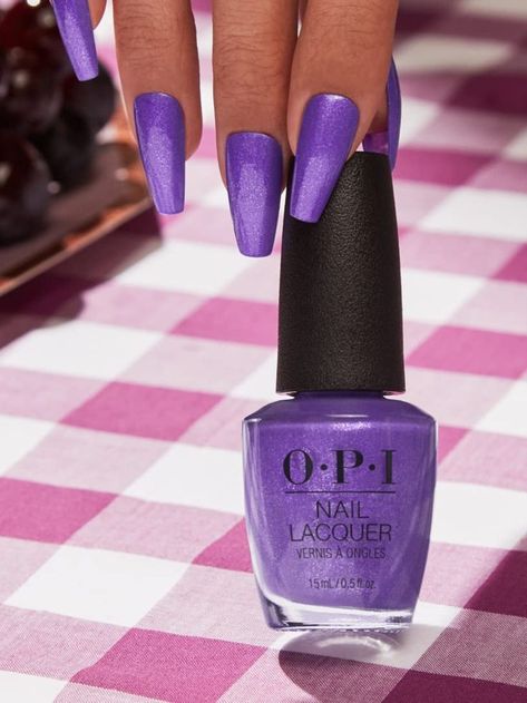 A daring violet purple nail polish that stops at nothing. OPI Power of Hue Summer 2022 Collection | Nail Lacquer & Infinite Shine Long Wear Nail Polish, Gift Sets | 0.5 fl oz. Violet Purple Nails, Purple Nail Colors, Bold Nail Colors, Opi Polish Colors, Opi Red Nail Polish, Nail Polish Summer, Purple Swag, Nail Therapy, Opi Red