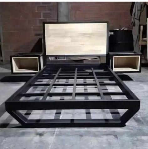 Welded Bed Frame, Diy Resin Furniture, Meja Industrial, Steel Frame Furniture, Iron Ideas, Steel Bed Design, Floor Seating Living Room, Iron Furniture Design, Steel Furniture Design