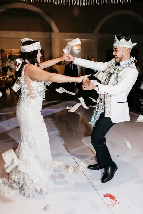 Filipino Money Dance Wedding, Filipino Wedding Reception Ideas, Filipino Wedding Ceremony, Money Dance Wedding Ideas, Modern Filipino Wedding, Money Dance Wedding, Wedding Money Dance, Pinoy Wedding, Wedding Filipino