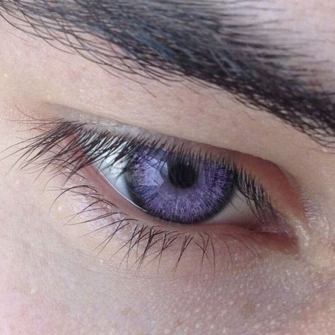 rhysand | acotar A Court Of Wings And Ruin, Violet Eyes, Court Of Thorns And Roses, Angel Aesthetic, A Court Of Mist And Fury, Aesthetic Eyes, Look At The Stars, Witchy Vibes, Purple Eyes