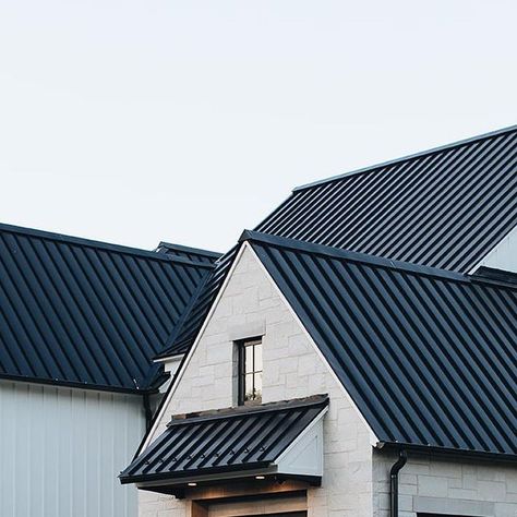 Metal Siding Colors, White Stucco House, Black Metal Roof, Metal Roof Houses, Stucco Siding, Lead Roof, Metal Roof Colors, Standing Seam Roof, Theme Board