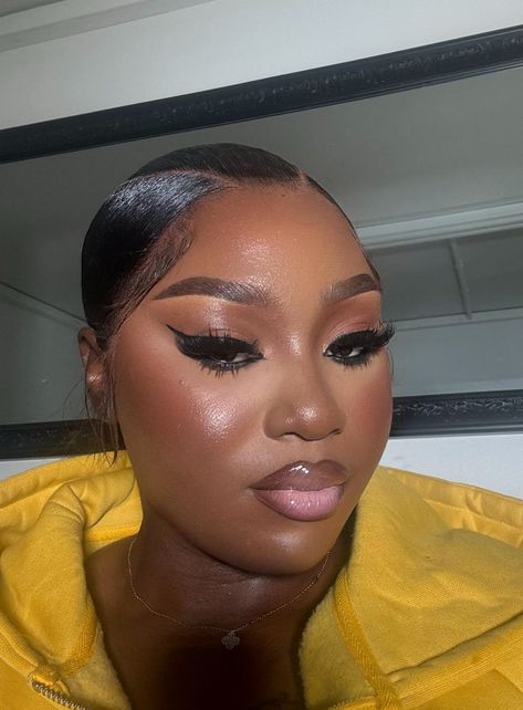 Make Up On Dark Skin, Make Up Black Women, Birthday Makeup Looks, Concert Makeup, Natural Glam Makeup, Makeup Order, Makeup For Black Skin, Birthday Makeup, Face Makeup Tutorial