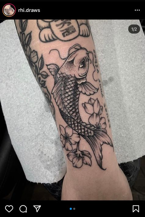 Forearm Tattoo Koi Fish, Blackwork Koi Tattoo, Koi Flash Tattoo, Coi Fish Traditional Tattoo, Coral Fish Tattoo, Traditional Tattoo Koi Fish, Koi Tattoo Design For Men, Koi Arm Tattoo, American Traditional Koi Fish Tattoo