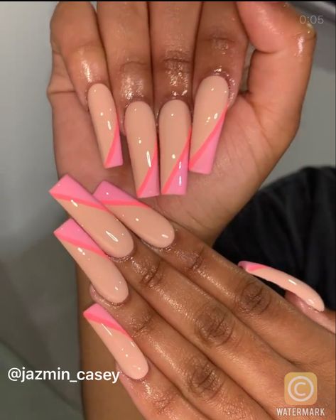 Vacation Nails Coffin, Coffin Nail Art, Tan Nails, Black Hairstyle, Red Acrylic Nails, Drip Nails, Awesome Nails, Simple Acrylic Nails, Glow Nails