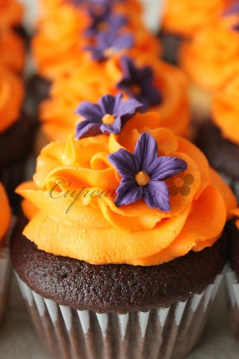 Purple And Orange Cupcakes - CakeCentral.com Purple And Orange Wedding, Orange Purple Wedding, Orange Wedding Cake, Orange Cupcakes, Purple Cakes, Cake Central, Wedding Cakes With Cupcakes, Purple And Orange, Ideas For Wedding