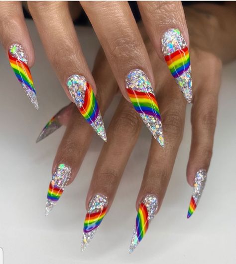 Nailsbyalma_ Nail Designs Rainbow Colors, Pride Stilleto Nails, Pride Ally Nails, Gay Pride Nails Designs, Pride Nails Acrylic Coffin, Rainbow Stiletto Nails, Rainbow Unicorn Nails, Stilleto Nails Long, Rainbow Pride Nails