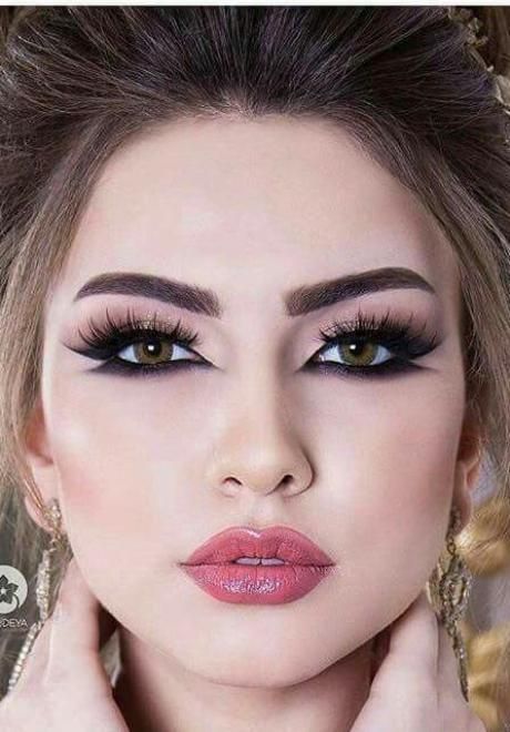 Boots Makeover, Glamorous Makeup Looks, Arabic Make-up, Arab Bride, Arabic Eye Makeup, Pretty Eyeshadow, Arabic Makeup, Long Lasting Eyeliner, Batons Matte