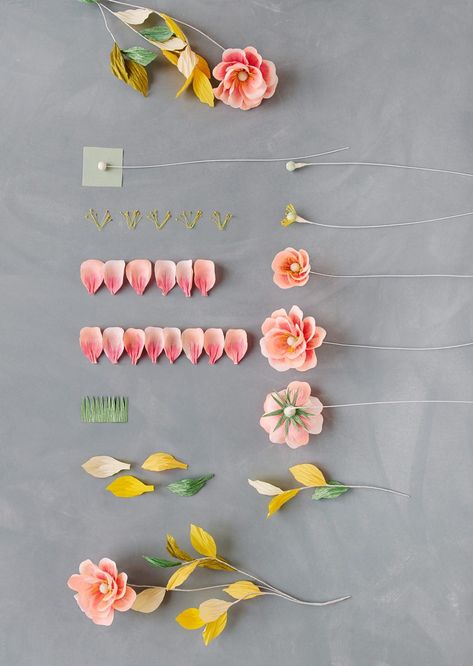 How to Make Crepe-Paper Flowers Crepe Paper Wild Flowers, Small Crepe Paper Flowers Diy, Crepe Paper Flower Tutorial, Wedding Paper Flowers, Crepe Paper Flowers Tutorial, Crepe Flowers, Paper Flower Wedding, Paper Projects Diy, Crepe Paper Crafts