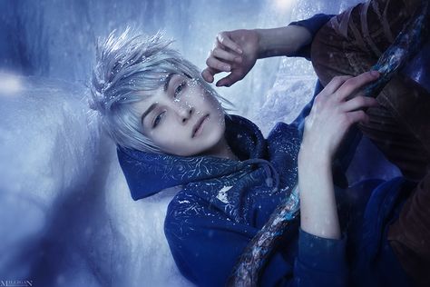 Jack Frost by MilliganVick.deviantart.com on @deviantART Beautiful<3 Jack Frost Makeup, Frost Makeup, Jack Frost Cosplay, Elsa Photos, Jack And Elsa, Frozen Pictures, Cosplay Boy, Asian Cosplay, Rise Of The Guardians