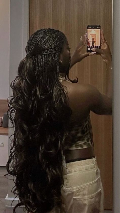 Full Braided Hair, French Girl Braids, Extra Small French Curl Braids, French Braids Curls, French Curl Styles, Micro French Curl Braids, French Curl Twists, Long French Curl Braids, Braids On Dark Skin Women