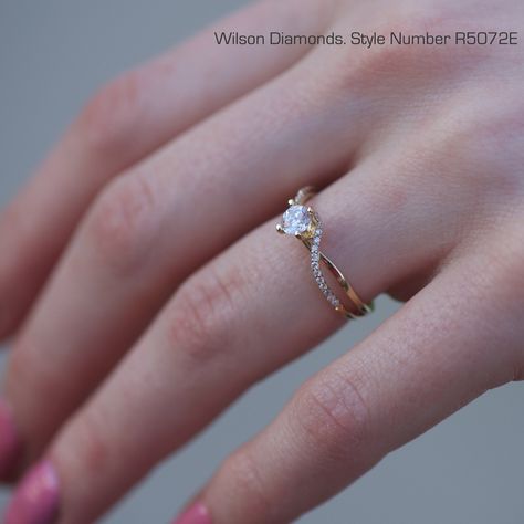 Diamond Small Rings, Rings For Small Hands, Inexpensive Wedding Rings, Small Wedding Rings, Diamond Wedding Bands Stackable, Small Engagement Rings, Baguette Diamond Wedding Band, Gold Pinky Ring, Cute Engagement Rings