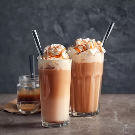 Frappe is an iced coffee drink that makes your hot summer days comfortable. Deliciously prepared from coffee powder, whipping cream, milk, and chaocolate. Mcdonalds Caramel Frappe, Mcdonalds Mocha Frappe, Carmel Frappe, Caramel Frappe Recipe, Mocha Frappe Recipe, Caramel Frappe, Frappe Recipe, Caramel Frappuccino, Mocha Frappe