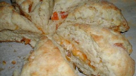 Farmhouse Bed and Breakfast Apricot Scones Recipe - Food.com Apricot Fruitcake, Apricot Scones Recipe, Bed And Breakfast Recipes, Bed And Breakfast Ideas, Apricot Scones, Top Breakfast Recipes, Farmhouse Bed And Breakfast, Chocolate Apricot, Scone Recipes