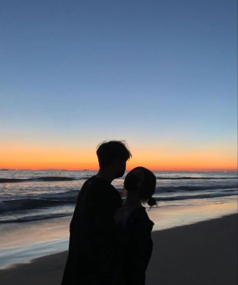 사진 촬영 포즈, Couples Vibe, Ulzzang Couple, Korean Couple, Cute Relationship Goals, Couple Aesthetic, Cute Couple Pictures, Couples Photoshoot, Cute Couples Goals