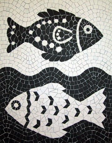 Black And White Mosaic, Fish Mosaic, Mosaic Animals, Mosaic Art Projects, Mosaic Madness, White Mosaic, Pebble Mosaic, White Fish, Mosaic Garden