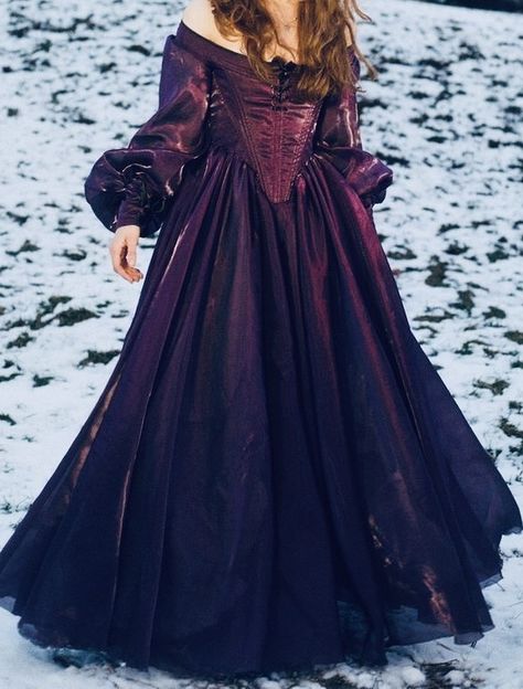 Purple Medieval Gown, Purple Gown Aesthetic, Purple Medieval Dress, Purple Fantasy Dress, Princess Dress Aesthetic, Fantasy Dress Aesthetic, Fifteen Birthday, Purple Princess Dress, Ball Outfit