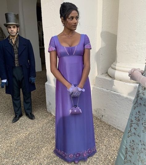 🐝 no context bridgerton 🐝 on Twitter: "… " Simone Ashley Bridgerton, Brigerton Gown, Regency Aesthetic, Bridgerton Season 2, Kate Sharma, Simone Ashley, Regency Era Fashion, Kate Dress, Regency Dress