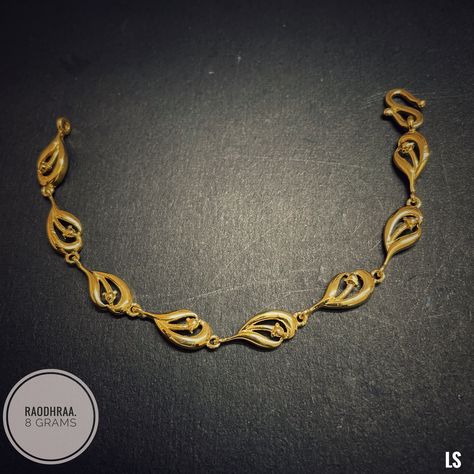 Silver Anklets Designs, Gold Bracelet Simple, Latest Bracelets, New Gold Jewellery Designs, Gold Earrings Models, Fancy Jewelry Necklace, Modern Gold Jewelry, Ladies Bracelet, Gold Chain Design