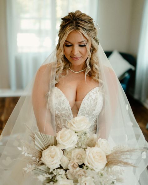 Bridal Hair & Makeup by @hair_beautybykrysta Bride Hair Plus Size, Curvy Bride Hairstyle, Wedding Makeup For Oval Face, Plus Size Wedding Hairstyles Round Faces, Bridal Hair Down Round Face, Square Face Wedding Hairstyles, Chubby Face Hairstyles For Wedding, Plus Size Bridal Makeup Looks, Bridal Hair For Plus Size Bride