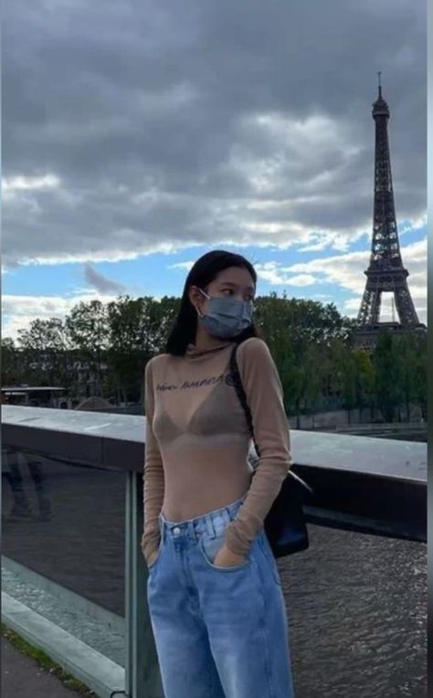 Jennie 2024, Jennie Outfits, Fashion In Paris, Eiffel Tower In Paris, Tower In Paris, Jennie Kim Blackpink, Jairzinho, The Eiffel Tower, Jennie Kim