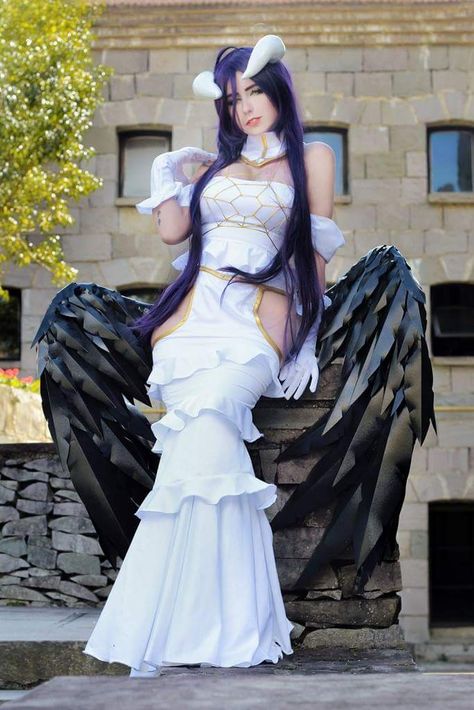 Cosplay: Albedo from Overlord. Albedo Cosplay, Hellsing Cosplay, Albedo Overlord, Cosplay For Women, Geek Women, Cosplay Diy, Amazing Cosplay, Anime Costumes, Geek Girls