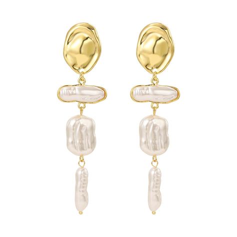 PRICES MAY VARY. Baroque Pearl Earrings: These stunning baroque style women's pearl earrings feature large teardrop shaped pearls that exude timeless beauty and enhance your look. You can wear them well for any occasion. Excellent Craftsmanship: Each pair of women's earrings is crafted from premium alloy materials with a selection of baroque pearls to ensure durability and lasting beauty. Hypoallergenic and suitable for sensitive ears, so you can wear them with confidence. Attractive: These gold Wedding Pearl Earrings, Earring Fashion, Wedding Bridesmaid Jewelry, Pearl Earrings Wedding, Baroque Pearl Earrings, Baroque Style, Team Bride, Baroque Fashion, Pearl Earrings Dangle