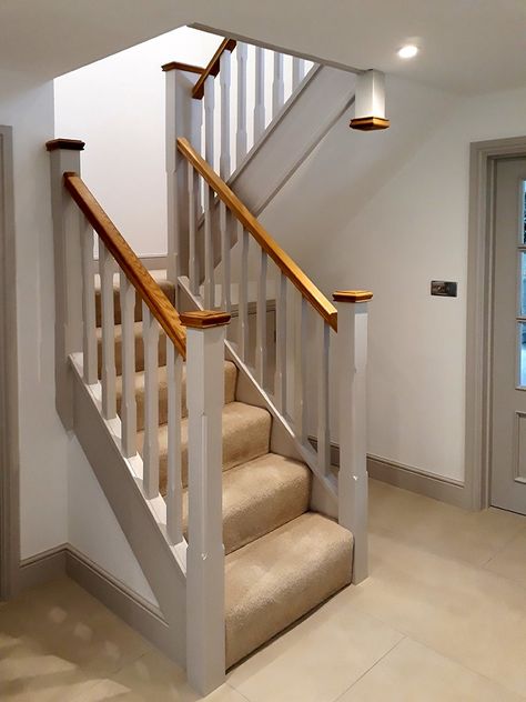 Closed Staircase, Oak Handrail, White Staircase, Painted Staircases, Hallway Colours, Staircase Handrail, Diy Staircase, Staircase Storage, Building Stairs