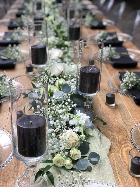 Emerald Green Black White And Gold Wedding, Wedding Centerpieces Gothic, Black And Green Flower Arrangements, Simple Black Centerpiece, Wedding Table Centerpieces No Flowers, Dark Green Centerpieces Wedding, Black And Green Centerpieces Wedding, Emerald Green And Black Centerpieces, Stone Centerpieces Wedding