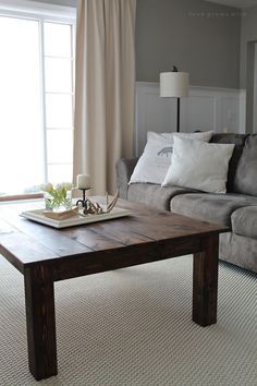 Learn how to build this rustic wood farmhouse coffee table at LoveGrowsWild.com! Click for more photos, supply list, and tutorial! Diy Farmhouse Coffee Table, Coffee Table Plans, Farmhouse Coffee Table, Tables Design, Table Decorating, Diy Farmhouse Table, Coffee Table Farmhouse, Rustic Coffee Tables, Diy Coffee Table