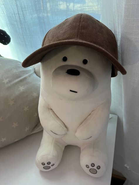 Ice Bear Plushie, We Bare Bears Plush, Plushie Pfp, Polar Bear Wallpaper, Ice Bear We Bare Bears, Beer Bear, Creative Snaps For Snapchat, Art Critique, Ice Bear