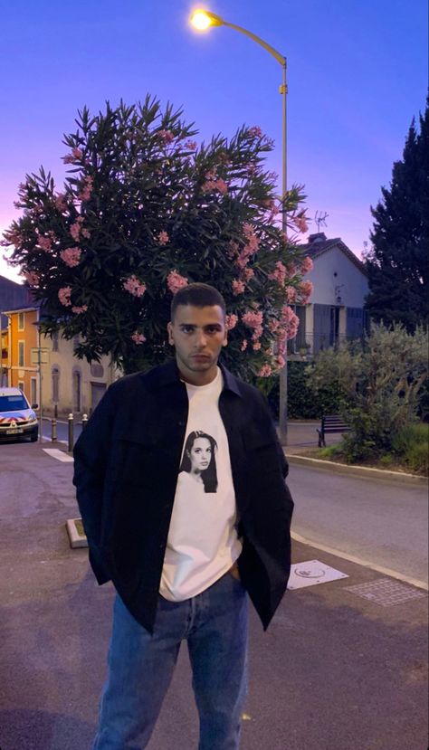 Younes Bendjima Style, Younes Bendjima, 90s Fashion Men, Streetwear Fits, Bald Men, Guys Clothing Styles, Harry Styles Photos, Stylish Mens Outfits, Street Style Paris