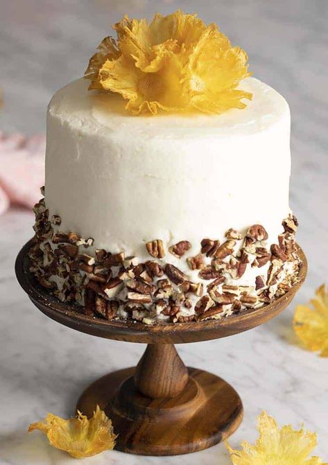 Hummingbird Cake Southern Living, Hummingbird Cake Recipe, Hummingbird Cake Recipes, Chocolate Peanut Butter Desserts, Pineapple Flowers, Hummingbird Cake, Preppy Kitchen, Bird Cakes, Pineapple Cake