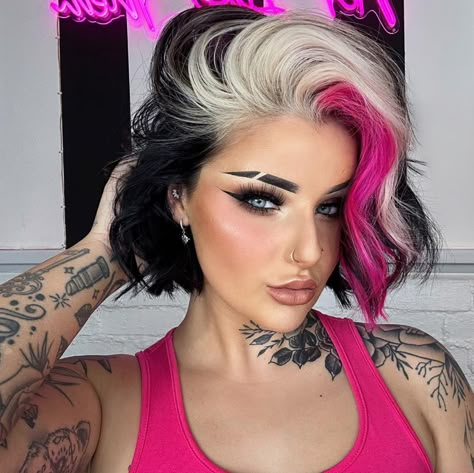 We're all about the placement and the POP 💥 @mollyhull_ always killing the Hot Hot Pink hair game 💗💋 #manicpanic #manicpanicprofessional #hair #haircare #hairstylist #hairinspo #healthyhair #hairstyles #hairsalon #crueltyfreebeauty #haircolor #veganhair #crueltyfreehairdye #saloninternational #saloncolour @creativeheadmag @prohairmag @hairdressersjournal @sallybeautyuk @salonservicesuk @astonandfincher @salonsdirect @adelprohairbeauty @salon_int 40 Af, Hair Color Placement, Split Dye, Split Dyed Hair, Hot Pink Hair, Hair Colors And Styles, Hair Color Underneath, Vivid Hair Color, Creative Hair Color