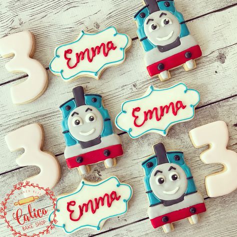 Thomas And Friends Cookies, Train Cookies, Tom Thomas, Thomas Birthday, Birthday Party Food, Thomas The Train, Party Foods, Bake Shop, Thomas And Friends