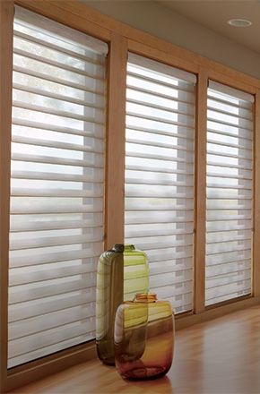 Modern Window Blind, Contemporary Window Treatments, Modern Window Treatments, White Blinds, Modern Blinds, Diy Window Treatments, Living Room Blinds, Drapery Designs, Blinds Design